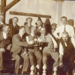 Pivní a kuželníková společnost ve stejném hostinci v r.1927