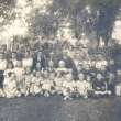Členové Sokola v r. 1924 v zahradě hostince U nádráží